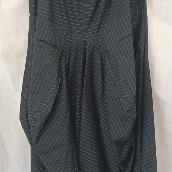 L. Hanna for La Tournee' bubble pants in black with white stripes size 2. - Picture 3 of 8